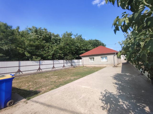 Eladó családi ház, Nyíregyházán 37.4 M Ft, 3 szobás