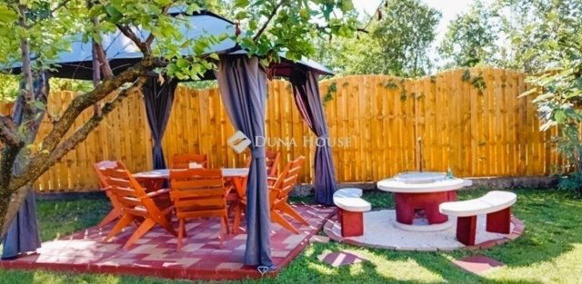 Eladó családi ház, Bugyin 93.5 M Ft, 4 szobás