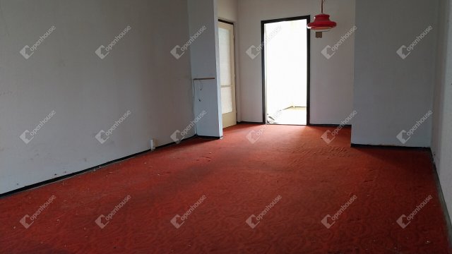 Eladó panellakás, Szombathelyen 44.5 M Ft, 3 szobás
