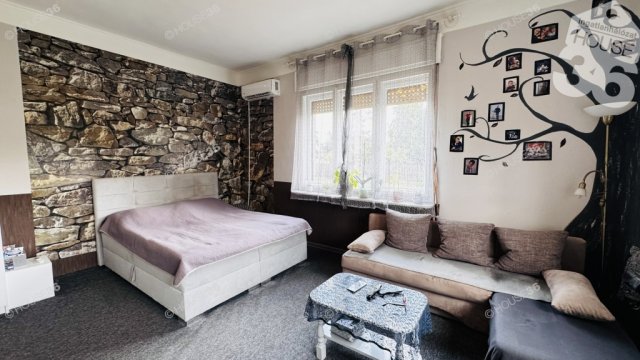 Eladó családi ház, Helvécián 64.9 M Ft, 4 szobás