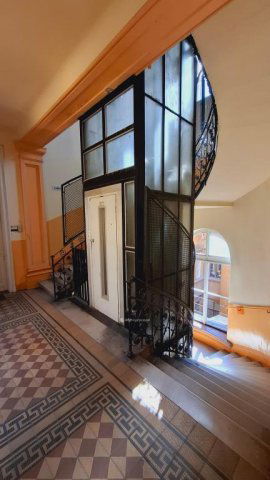 Eladó téglalakás, Budapesten, VI. kerületben 189.9 M Ft
