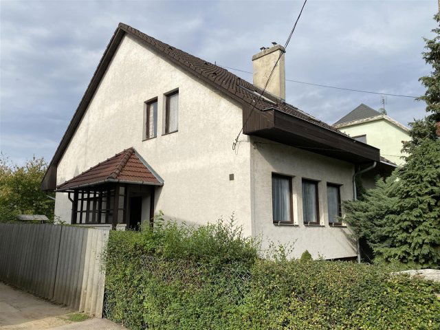 Eladó ikerház, Budapesten, XVI. kerületben 0.15 M Ft, 5 szobás