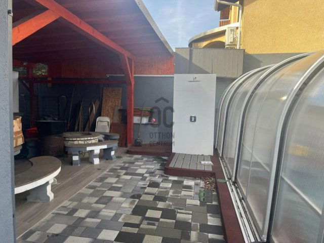 Eladó családi ház, Budapesten, XVIII. kerületben 170 M Ft