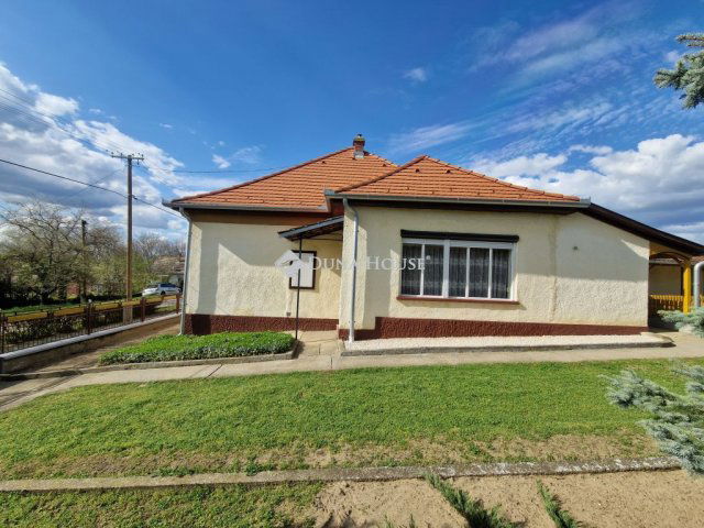 Eladó családi ház, Nagybaracskán 22.99 M Ft, 3 szobás