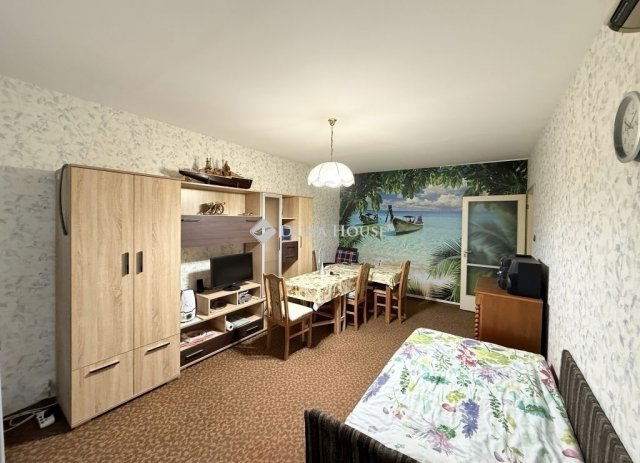 Eladó panellakás, Százhalombattán 61.9 M Ft, 3 szobás