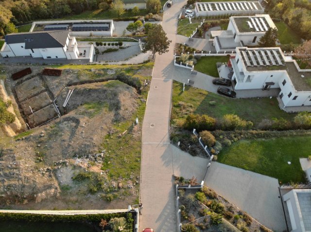 Eladó telek, Pécsett 159.99 M Ft / költözzbe.hu