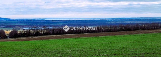 Eladó telek, Alsópáhokon 149.5 M Ft / költözzbe.hu