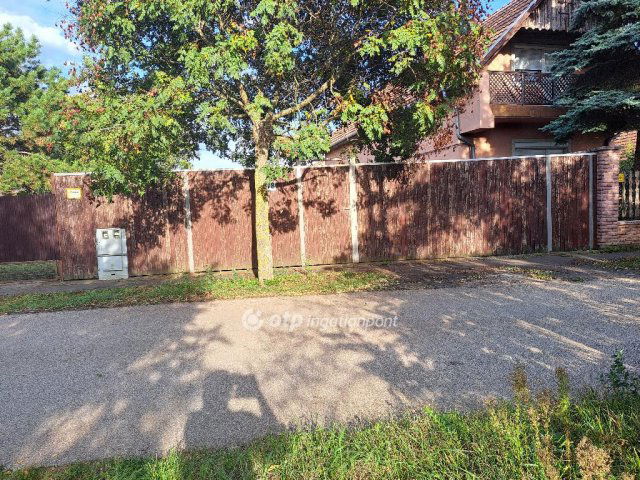 Eladó telek, Békéscsabán 9 M Ft / költözzbe.hu