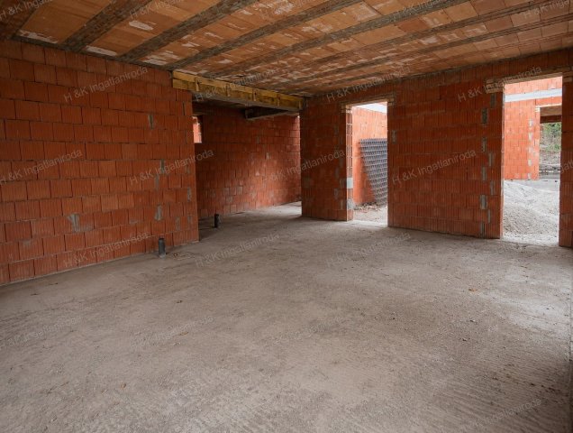 Eladó ikerház, Őrbottyánban 89.9 M Ft, 4 szobás