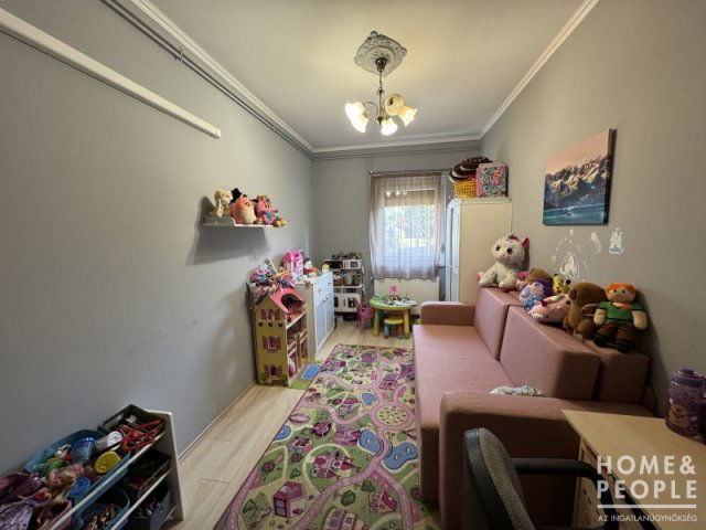 Eladó családi ház, Kiszomboron 39.99 M Ft, 3 szobás