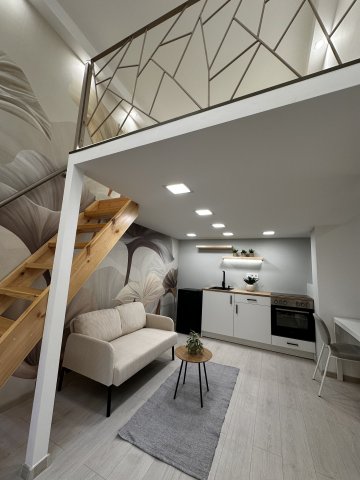 Eladó téglalakás, Budapesten, VI. kerületben 46.5 M Ft, 1 szobás