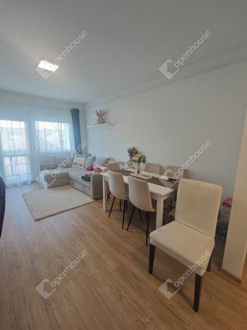 Eladó panellakás, Győrött 50.9 M Ft, 3 szobás