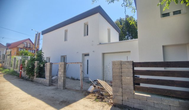 Eladó sorház, Érden 138 M Ft, 4 szobás / költözzbe.hu
