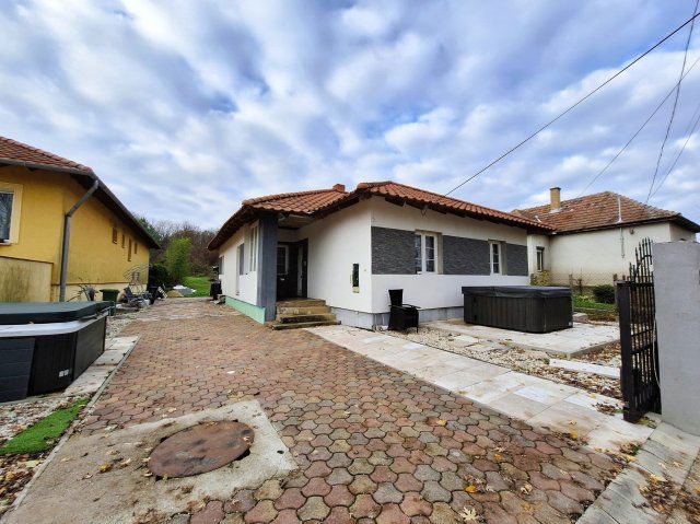 Eladó családi ház, Pókaszepetken 62.5 M Ft, 3 szobás