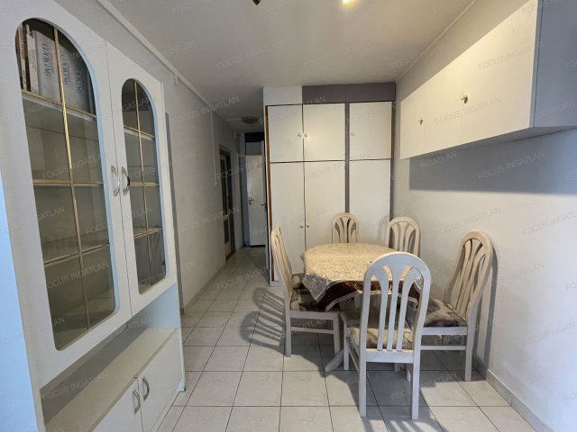 Kiadó panellakás, albérlet, Kecskeméten 130 E Ft / hó, 2 szobás
