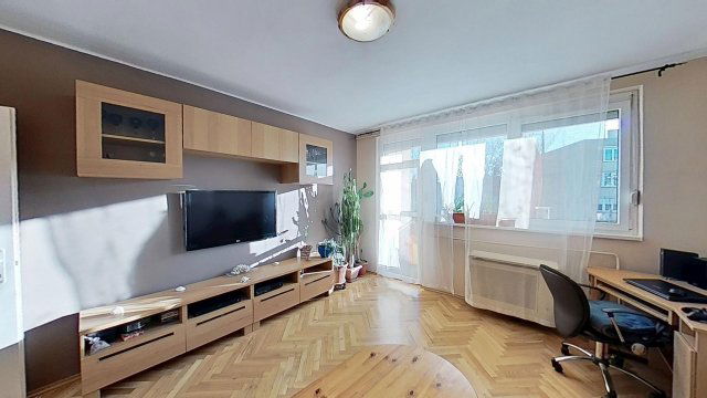 Eladó téglalakás, Veszprémben 63 M Ft, 3 szobás