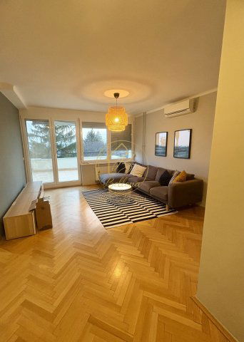 Kiadó téglalakás, albérlet, Pécsett, Csortos Gyula utcában