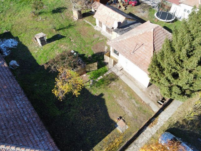 Eladó családi ház, Tenken 12.49 M Ft, 2 szobás