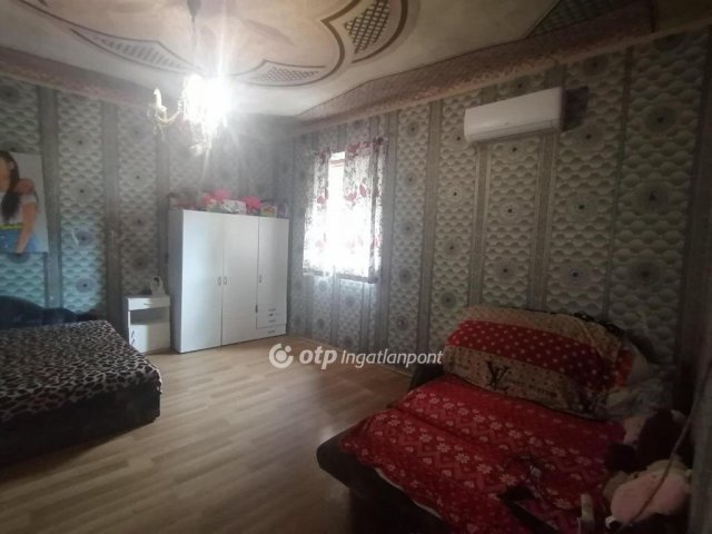 Eladó családi ház, Kiskőrösön 26 M Ft, 4 szobás