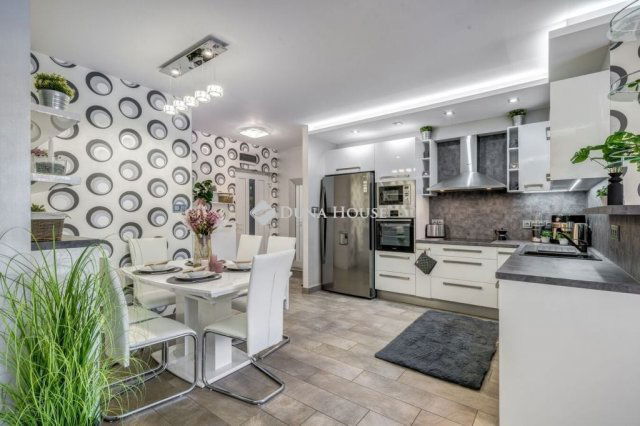 Eladó téglalakás, Budapesten, XVI. kerületben 149 M Ft, 3 szobás