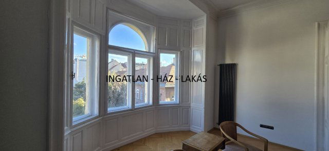 Eladó téglalakás, Budapesten, VI. kerületben, Király utcában