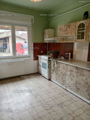 Eladó téglalakás, Budapesten, IV. kerületben 95 M Ft, 2 szobás