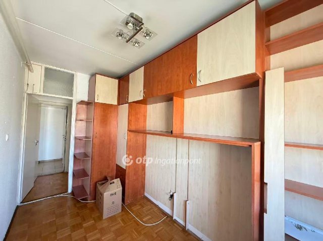 Eladó panellakás, Budapesten, XIV. kerületben 65 M Ft, 1+2 szobás