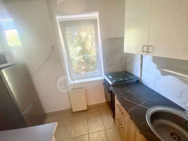 Kiadó téglalakás, albérlet, XI. kerületben, Ménesi úton