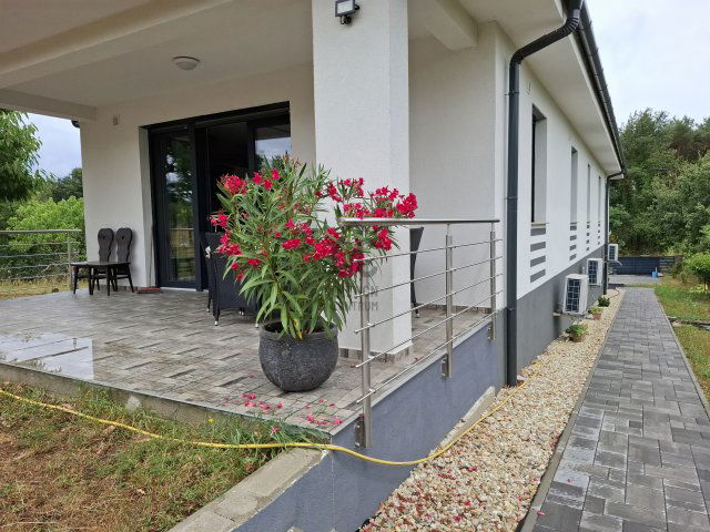 Eladó családi ház, Sárváron 82 M Ft, 3 szobás