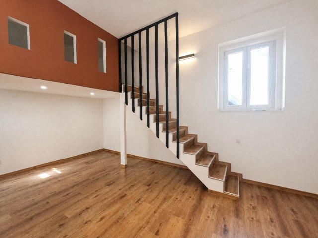 Eladó téglalakás, Budapesten, VI. kerületben, Király utcában