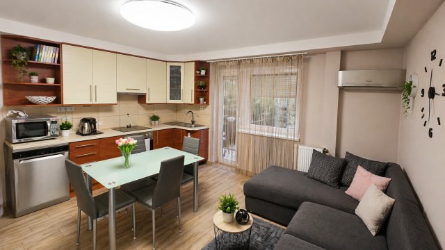 Eladó téglalakás, Komlón 31.5 M Ft, 2 szobás