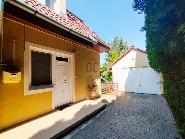 Eladó ikerház, Siófokon 85 M Ft, 3 szobás / költözzbe.hu