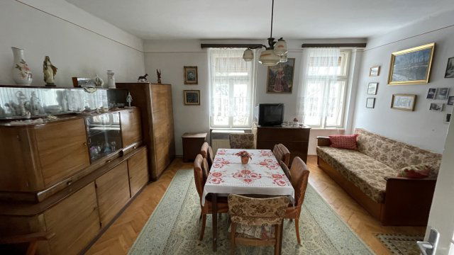 Eladó családi ház, Nyúlon 39.5 M Ft, 2 szobás