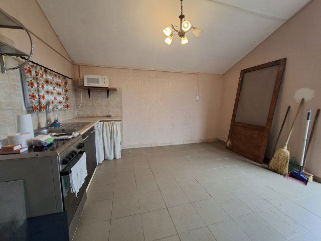 Eladó családi ház, Debrecenben 15 M Ft, 1+1 szobás