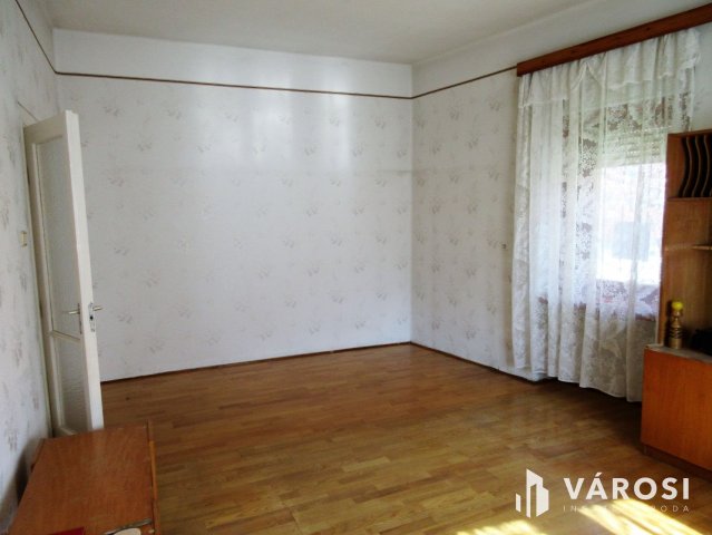 Eladó családi ház, Orosházán 24.99 M Ft, 3+1 szobás