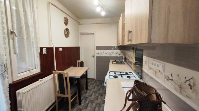 Eladó családi ház, Ópályin 30 M Ft, 4 szobás