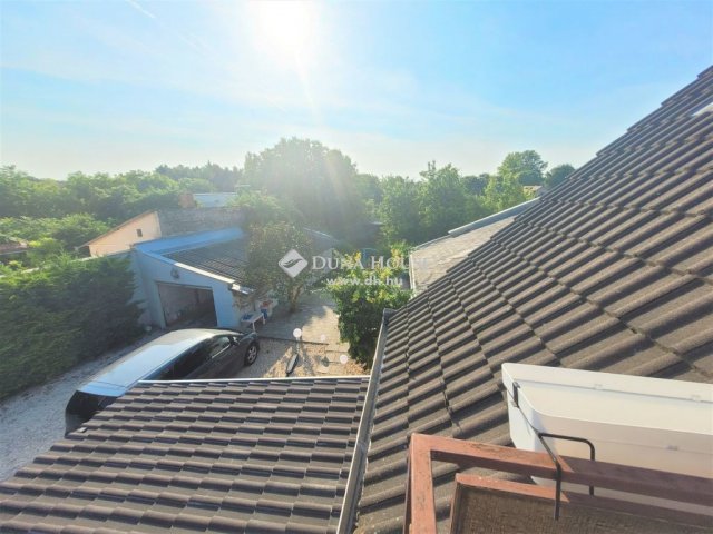 Eladó családi ház, Szigetszentmiklóson 149 M Ft, 5 szobás