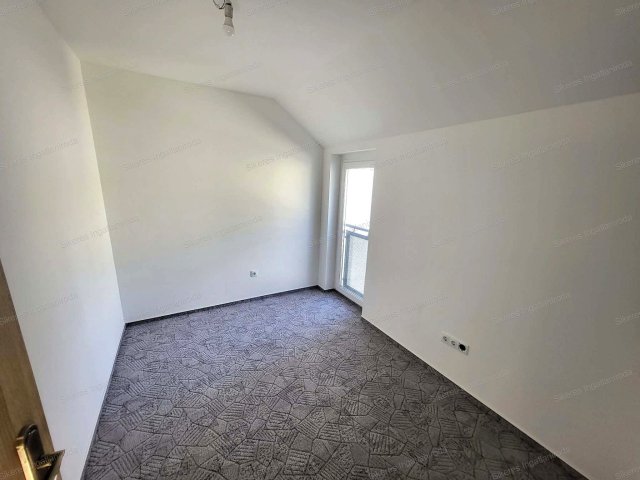 Eladó sorház, Dorogon 92.7 M Ft, 3 szobás / költözzbe.hu