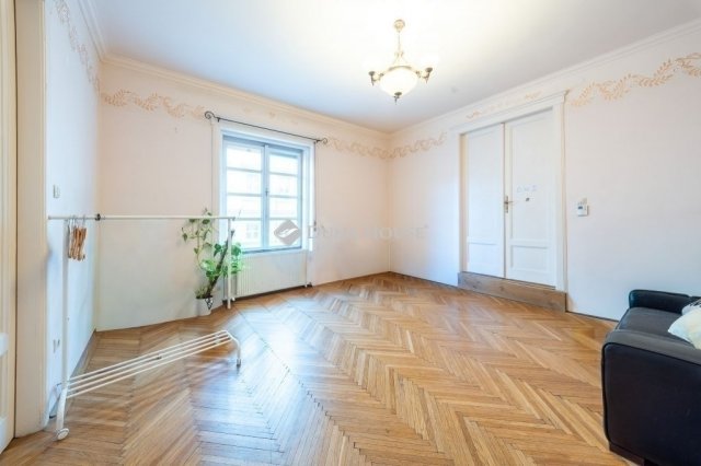 Eladó nyaraló, Budapesten, II. kerületben 184.99 M Ft, 4 szobás