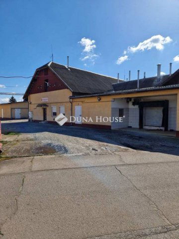 Eladó ipari ingatlan, Nagykőrösön 160 M Ft