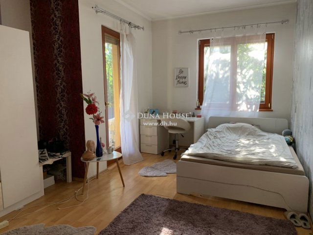 Eladó családi ház, Budapesten, XXII. kerületben 380 M Ft