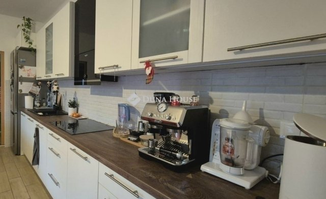 Eladó családi ház, Budapesten, XIX. kerületben 205 M Ft