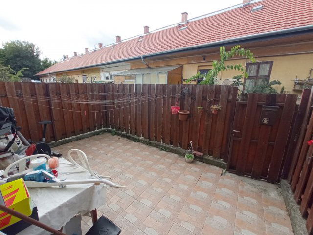 Eladó téglalakás, Budapesten, X. kerületben, Maláta utcában