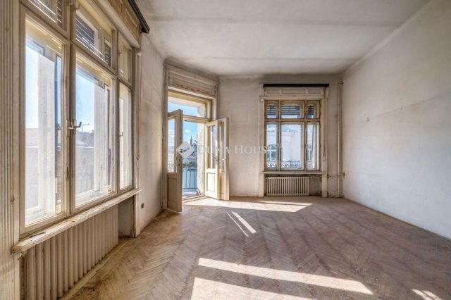 Eladó téglalakás, Budapesten, V. kerületben 295 M Ft, 2 szobás