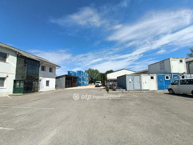 Eladó ipari ingatlan, Pakson 150 M Ft / költözzbe.hu