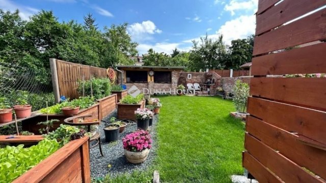 Eladó téglalakás, Szombathelyen 87.75 M Ft, 4 szobás