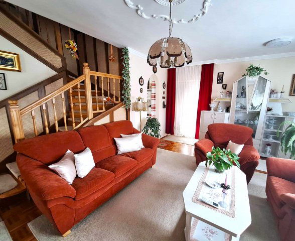 Eladó családi ház, Mezőkövesden 89 M Ft, 5 szobás