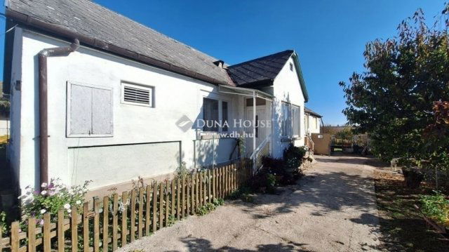 Eladó családi ház, Iszkaszentgyörgyön 45.5 M Ft, 4 szobás