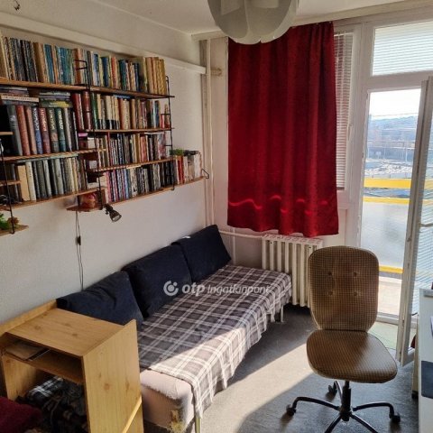 Eladó panellakás, Budapesten, X. kerületben 59.5 M Ft, 2 szobás