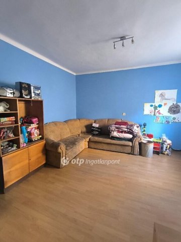 Eladó családi ház, Salgótarjánban 28 M Ft, 3 szobás